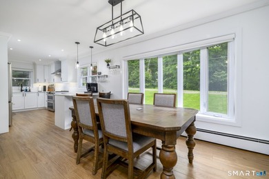 Wonderful West Norwalk Colonial with a stunning new kitchen is - photo 4