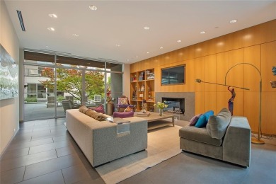 A Modern Architectural Masterpiece in the Heart of the City

