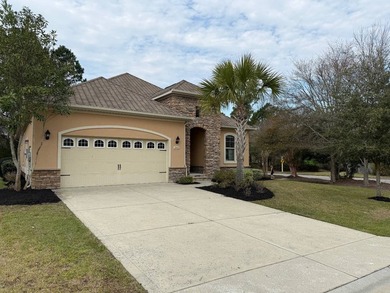 Welcome to your luxurious coastal retreat at 2402 Via Palma - photo 2
