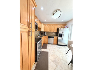 Welcome to this spacious and bright 2/2 corner unit with an - photo 14
