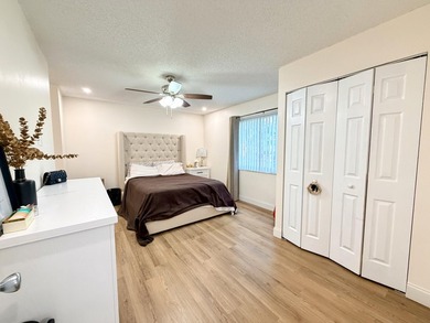 Welcome to this spacious and bright 2/2 corner unit with an - photo 15