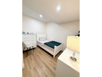 Welcome to this spacious and bright 2/2 corner unit with an - photo 21
