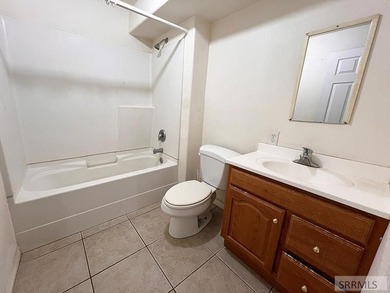 GREAT LOCATION FOR BUSINESS OPPORTUNITY! Property includes 2 - photo 27