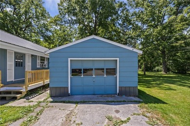 WATERFRONT OPPORTUNITIES LIKE THIS DON'T COME AROUND OFTEN! - photo 35
