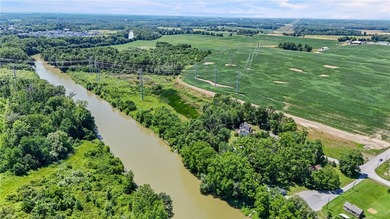WATERFRONT OPPORTUNITIES LIKE THIS DON'T COME AROUND OFTEN! - photo 46