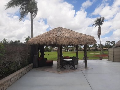 mature landscaped park welcomes you as soon as you drive through - photo 16