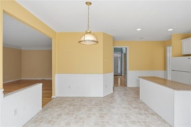 Welcome to Westford Woods! This beautifully maintained 4-bedroom - photo 18
