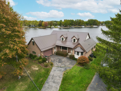 Lake Roaming Rock Home For Sale in Roaming Shores Ohio