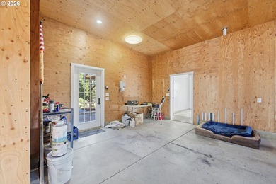 Very thoughtfully designed 1 level home on a private and secure - photo 45