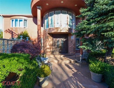New to market the best house in Mill Basin must see to - photo 3