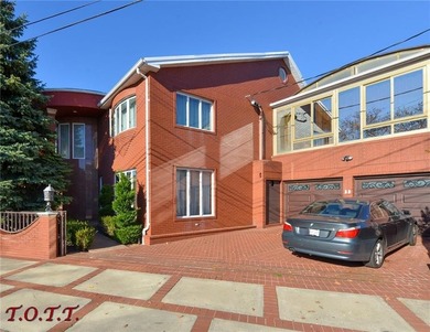 New to market the best house in Mill Basin must see to - photo 4