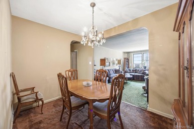 The best deal in Forest Hills! We are super excited to present - photo 10
