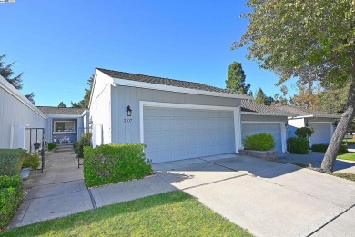 (private lake, pond, creek) Townhome/Townhouse For Sale in Danville California