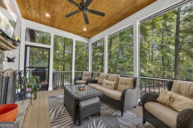 Experience luxury lakefront living on Lake Hartwell in Lavonia - photo 11