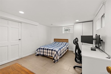Welcome to 156 Moore Avenue! Nestled on a quiet residential - photo 15
