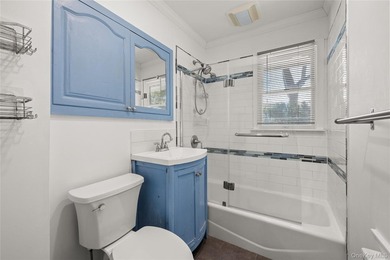 Welcome to 156 Moore Avenue! Nestled on a quiet residential - photo 19