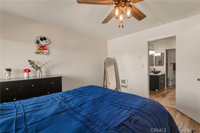 Welcome to Park Ocean! This beautifully updated 1-bedroom