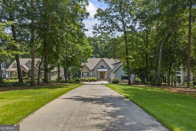 Experience luxury lakefront living on Lake Hartwell in Lavonia - photo 39