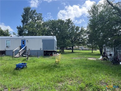 Welcome to 108 Live Oak Path in Somerville, TX! This charming - photo 14