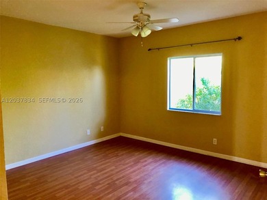 Beautiful waterfront view unit. Located in a quiet and great - photo 18
