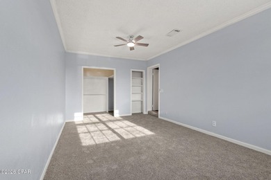 UNDER CONTRACT - SELLER ACCEPTING BACK UP OFFERS. This charming - photo 22