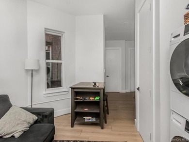Welcome to 514 E 188TH ST! Phenomenal Investment opportunity to - photo 27