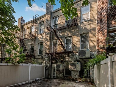 Welcome to 514 E 188TH ST! Phenomenal Investment opportunity to - photo 30