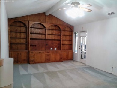 MOTIVATED SELLER !!! THEY ARE WILLING TO GIVE A $10,000.00 - photo 2