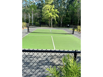 Welcome to 352 N Sand Palm Rd, Freeport, FL 32439 -- a - photo 48