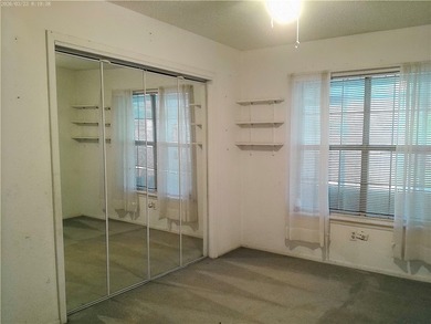 MOTIVATED SELLER !!! THEY ARE WILLING TO GIVE A $10,000.00 - photo 9
