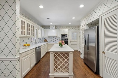 Timeless Dutch Colonial in Coveted Haynes Manor. Nestled on a - photo 16