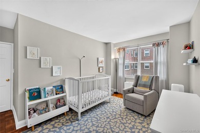 Welcome home to this light-filled, beautifully renovated - photo 17