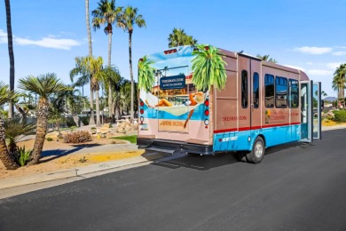 (private lake, pond, creek) Home For Sale in Apache Junction Arizona