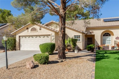 DISCOVER THIS BEAUTIFUL 3-BEDROOM TOWNHOME LOCATED IN THE HIGHLY - photo 2