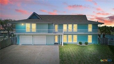 Nestled in the charming City of Rockport, Texas, Key Allegro - photo 6