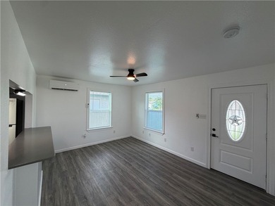 Remodeled and updated two bedroom one bath house on a large lot - photo 6