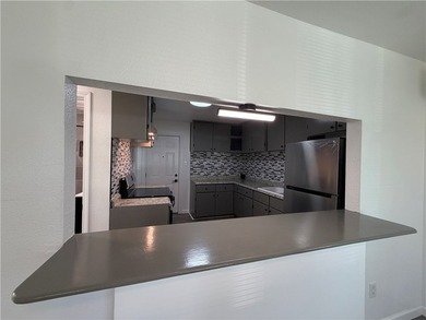 Remodeled and updated two bedroom one bath house on a large lot - photo 7