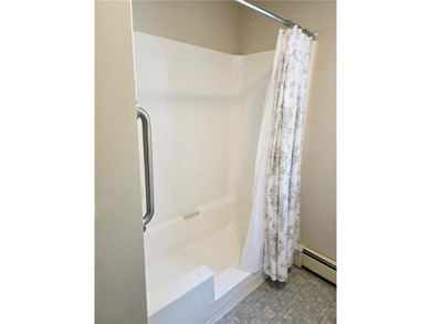 This raised ranch offers 3 bedrooms, one bathroom, galley - photo 11