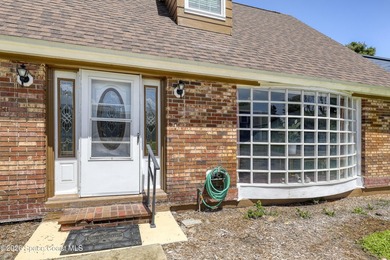 Welcome to this spacious 4-bedroom, 2.5-bath pool home located - photo 5