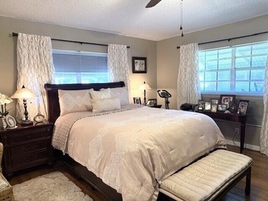 CONDO BEAUTIFUL!! This partially furnished end condo is updated - photo 16