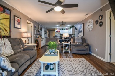 Lake Condo Sale Pending in Sunrise Beach, Missouri
