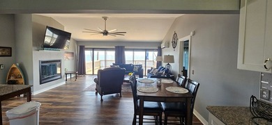 Bayfront Bliss: Turn-Key 2-Bedroom, 2-Bath Home with Panoramic - photo 22