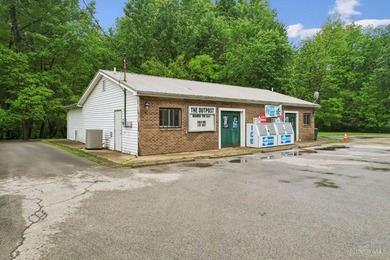 Turn-key commercial opportunity with established business on - photo 3