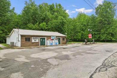 Turn-key commercial opportunity with established business on - photo 5