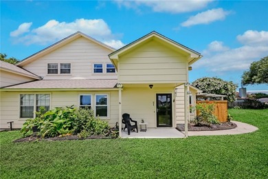 Charming and well-maintained, this 2-bedroom, 2-bath townhome - photo 1