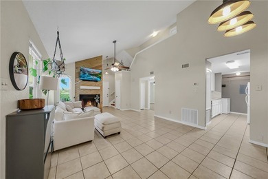Charming and well-maintained, this 2-bedroom, 2-bath townhome - photo 8
