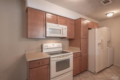 Uptown Northeast condominium living in fabulous condition and - photo 9