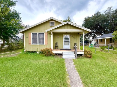 Lake Palourde Home For Sale in Morgan City Louisiana