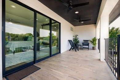 Welcome to 509 Hi Circle N, Unit B, where modern luxury meets - photo 7