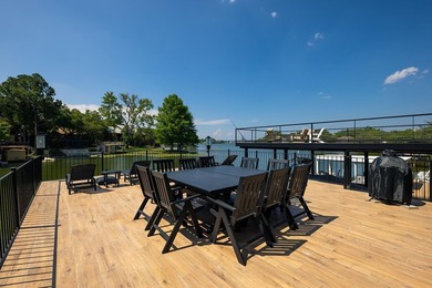 Welcome to 509 Hi Circle N, Unit B, where modern luxury meets - photo 10